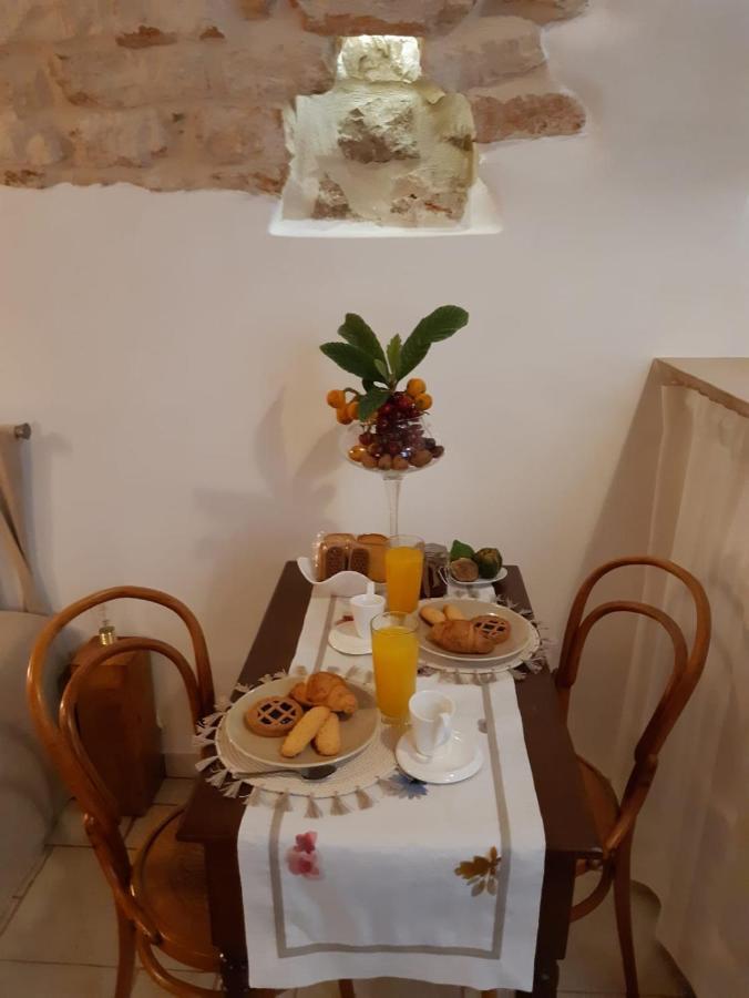 Donna Lucrezia Dimora A Corte B&B Conversano Exterior foto